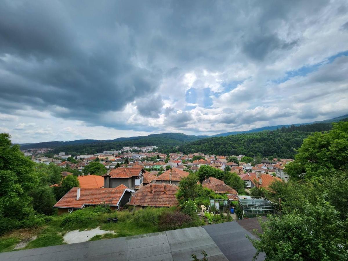 Апартамент Панорамна Гледка Tryavna Extérieur photo