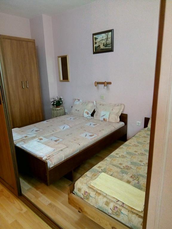 Апартамент Панорамна Гледка Tryavna Extérieur photo