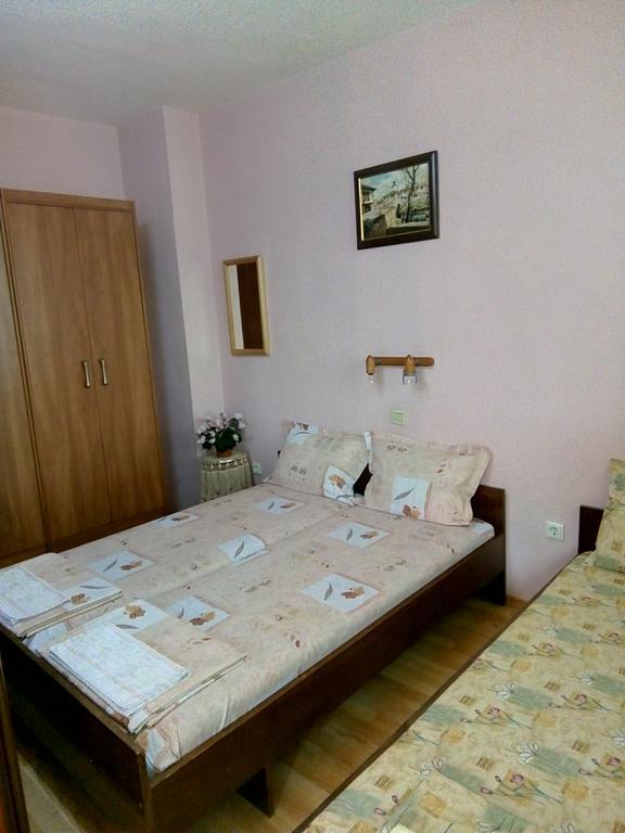 Апартамент Панорамна Гледка Tryavna Extérieur photo